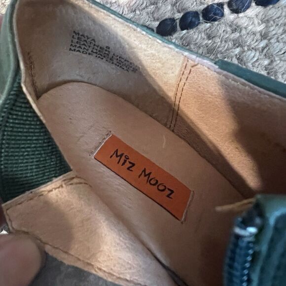 Mix Mooz Maya Green Leather Button Heeled Booties Retro Whimsical Boho Size 8 - Picture 6 of 10